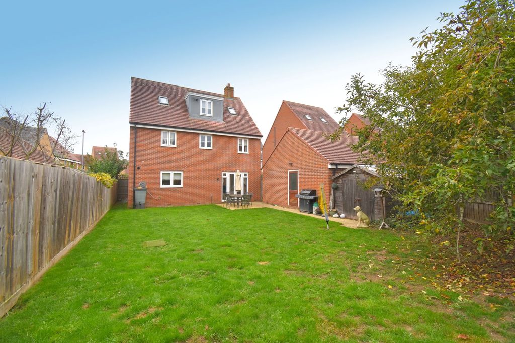 Additional image 27 of 5 bed detached house for saleBose Avenue, Biggleswade SG18