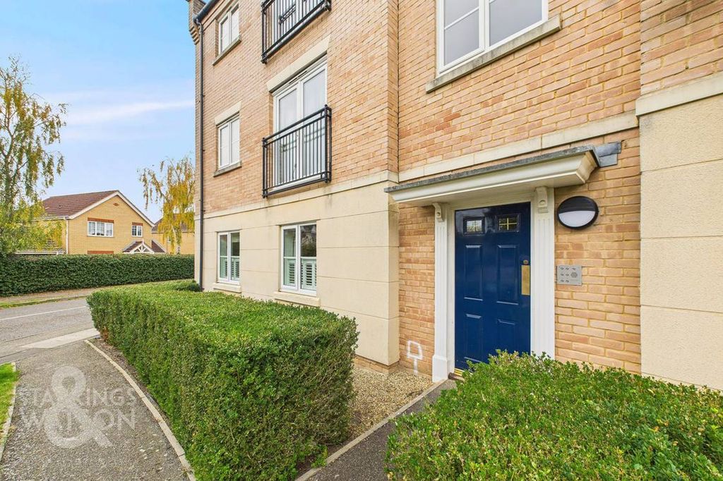Additional image 2 of 2 bed flat for saleHolly Blue Road, Wymondham, Norwich NR18