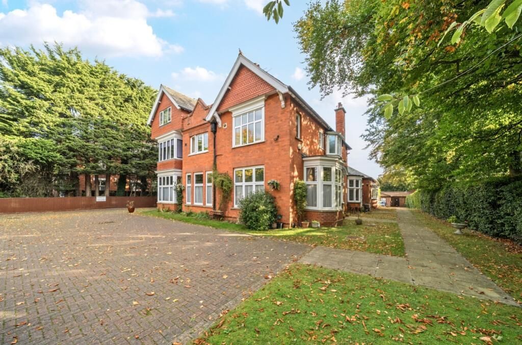 Additional image 15 of 2 bed flat for saleFlat 6, 51 Bargate, Grimsby DN34
