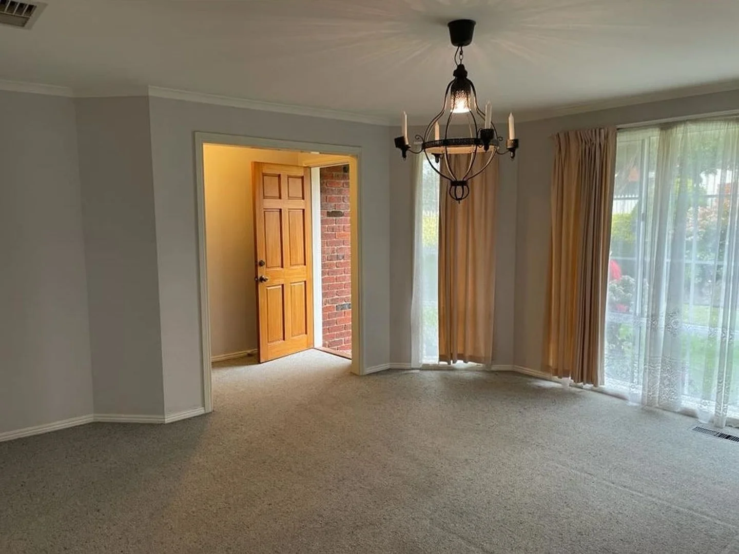Additional image 6 of 1/21 Fairhills Parade, Glen Waverley VIC 3150