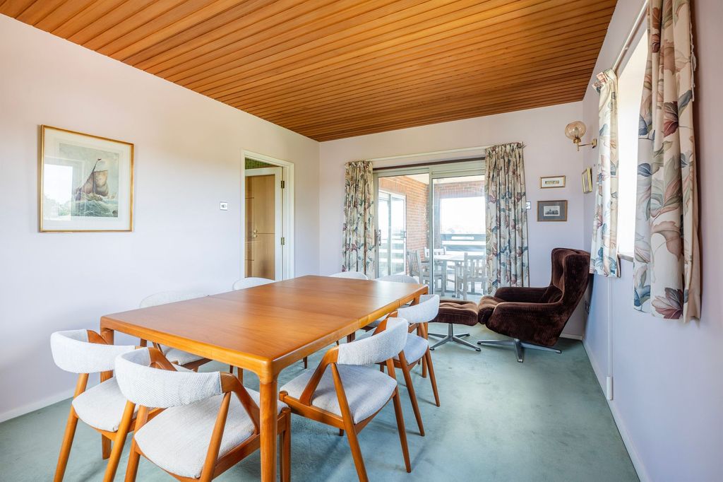 Additional image 8 of 3 bed flat for saleMaltsters Way, Oulton Broad NR32