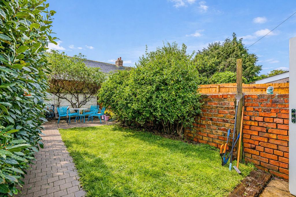 Additional image 4 of 2 bed property for saleDaisy Street, Canton, Cardiff CF5