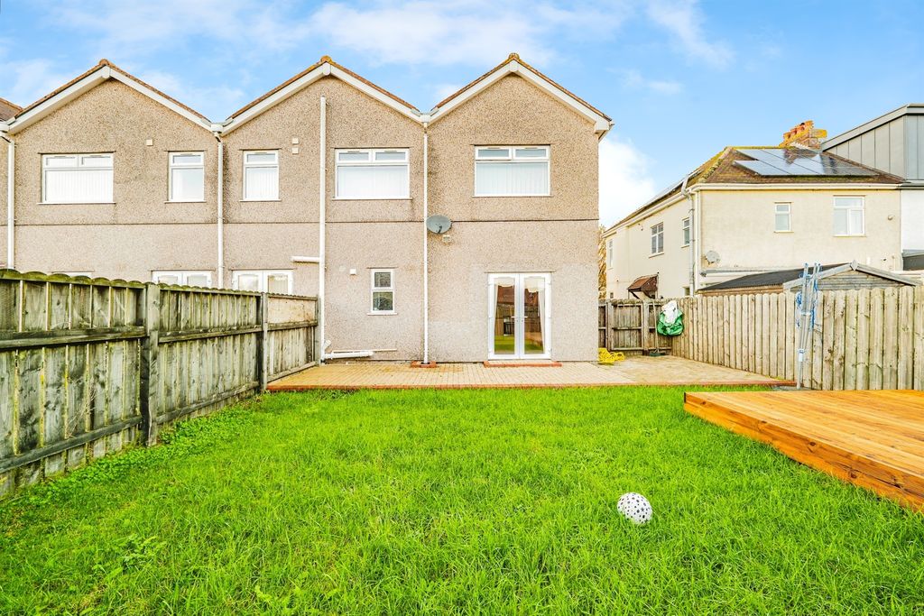Additional image 24 of 5 bed semi-detached house for salePort Road East, Barry CF62