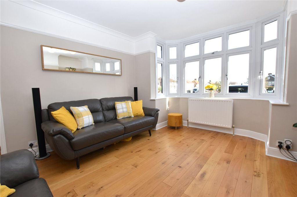 Additional image 3 of 4 bed semi-detached house for saleCumberland Drive, Bexleyheath DA7