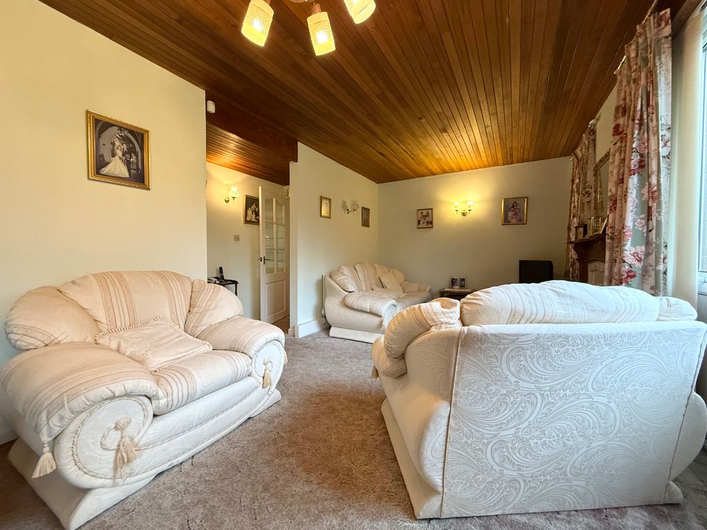 Additional image 3 of 4 bed detached house for saleFair Oak Close, Aberdare, Rhondda Cynon Taf CF44