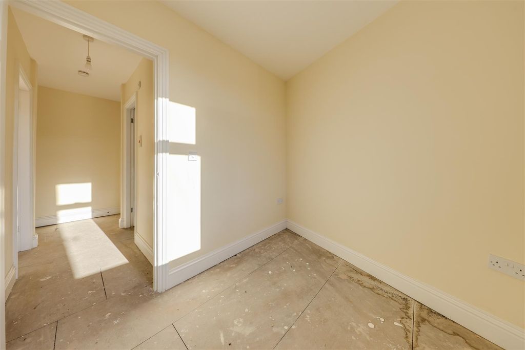 Additional image 16 of 3 bed flat for saleNewchurch Road, Bacup, Rossendale OL13