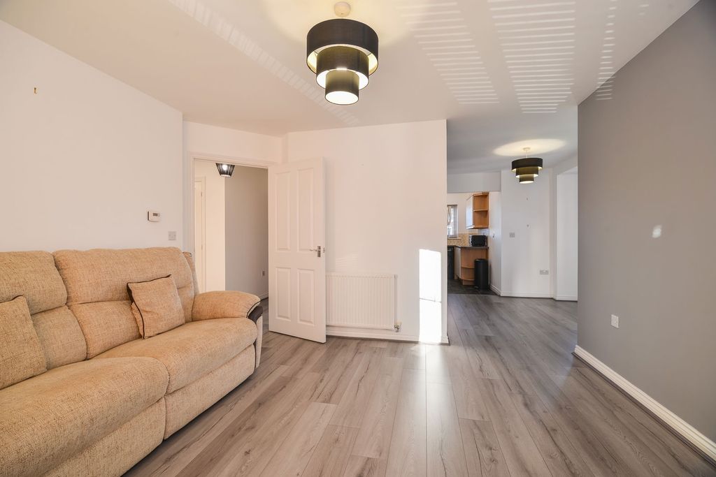 Additional image 5 of 2 bed flat for saleScholars Rise, Middlesbrough TS4