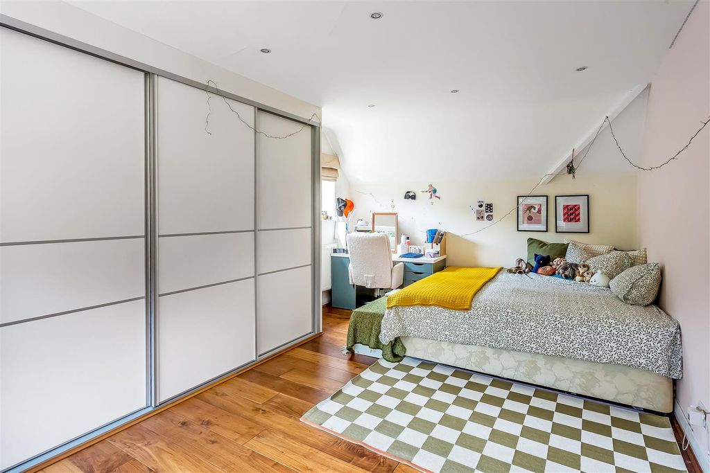 Additional image 27 of 4 bed detached house for saleCrampshaw Lane, Ashtead KT21
