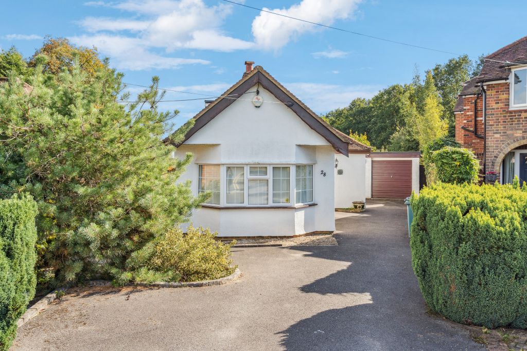 2 bed bungalow for saleOrchard Lane, Amersham HP6