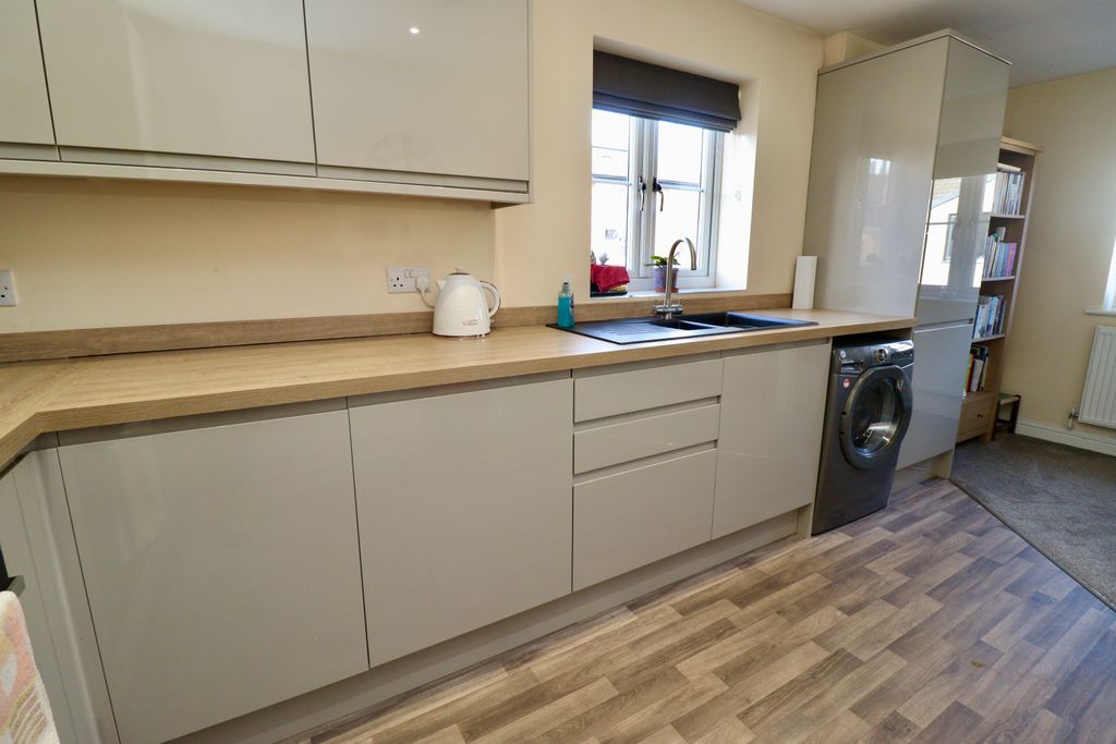 Additional image 6 of 2 bed maisonette for saleWesley Court, Market Rasen LN8