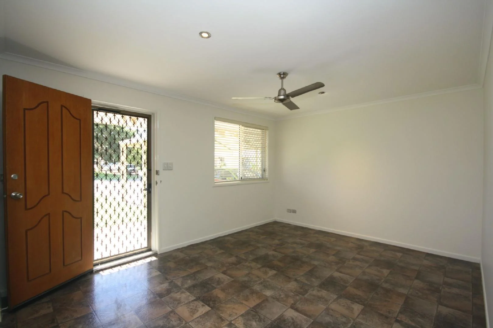 Additional image 3 of 6 Hillier Street, Clontarf QLD 4019