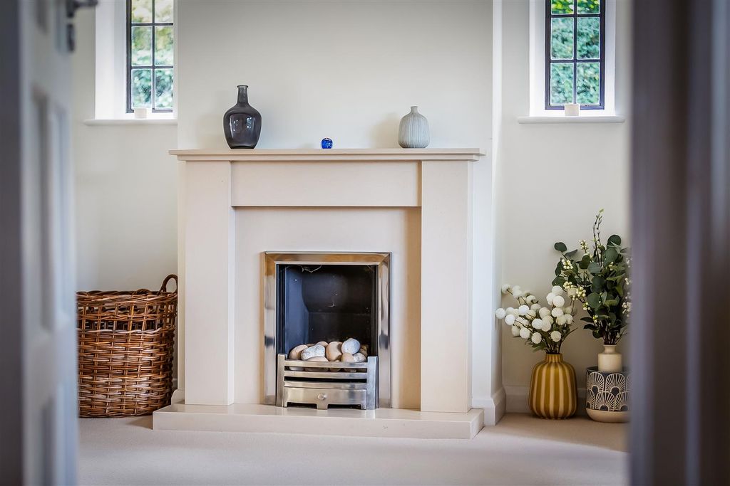 Additional image 10 of 4 bed detached house for saleCrampshaw Lane, Ashtead KT21