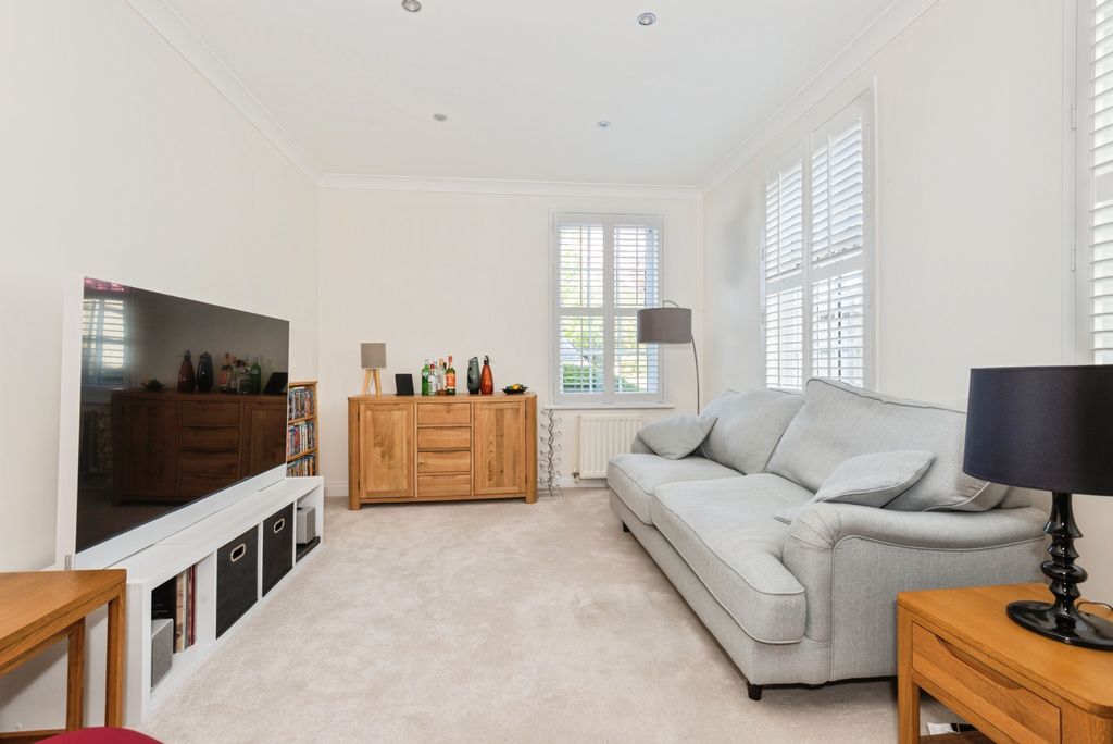 Additional image 4 of 2 bed flat for saleBrighton Road, Banstead SM7