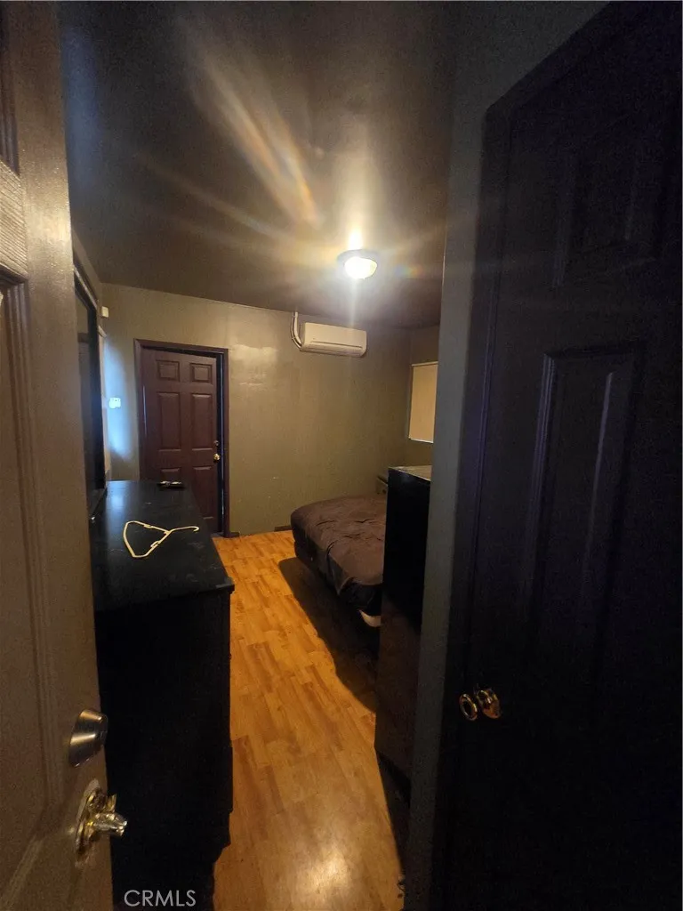 Additional image 24 of 1901 W 77th St, Los Angeles, CA 90047