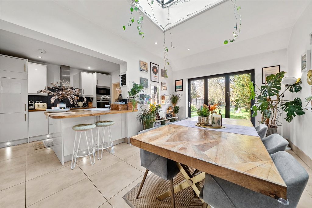 Additional image 2 of 3 bed semi-detached house for saleAddlestone KT15