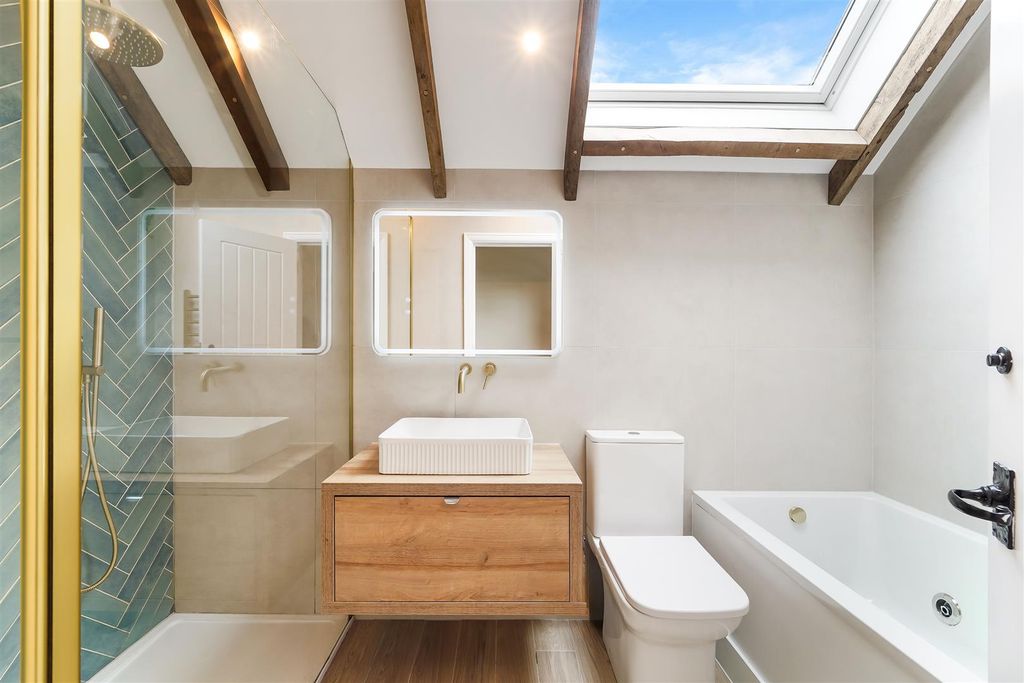 Additional image 13 of 5 bed detached house for saleBeacon Way, Banstead SM7