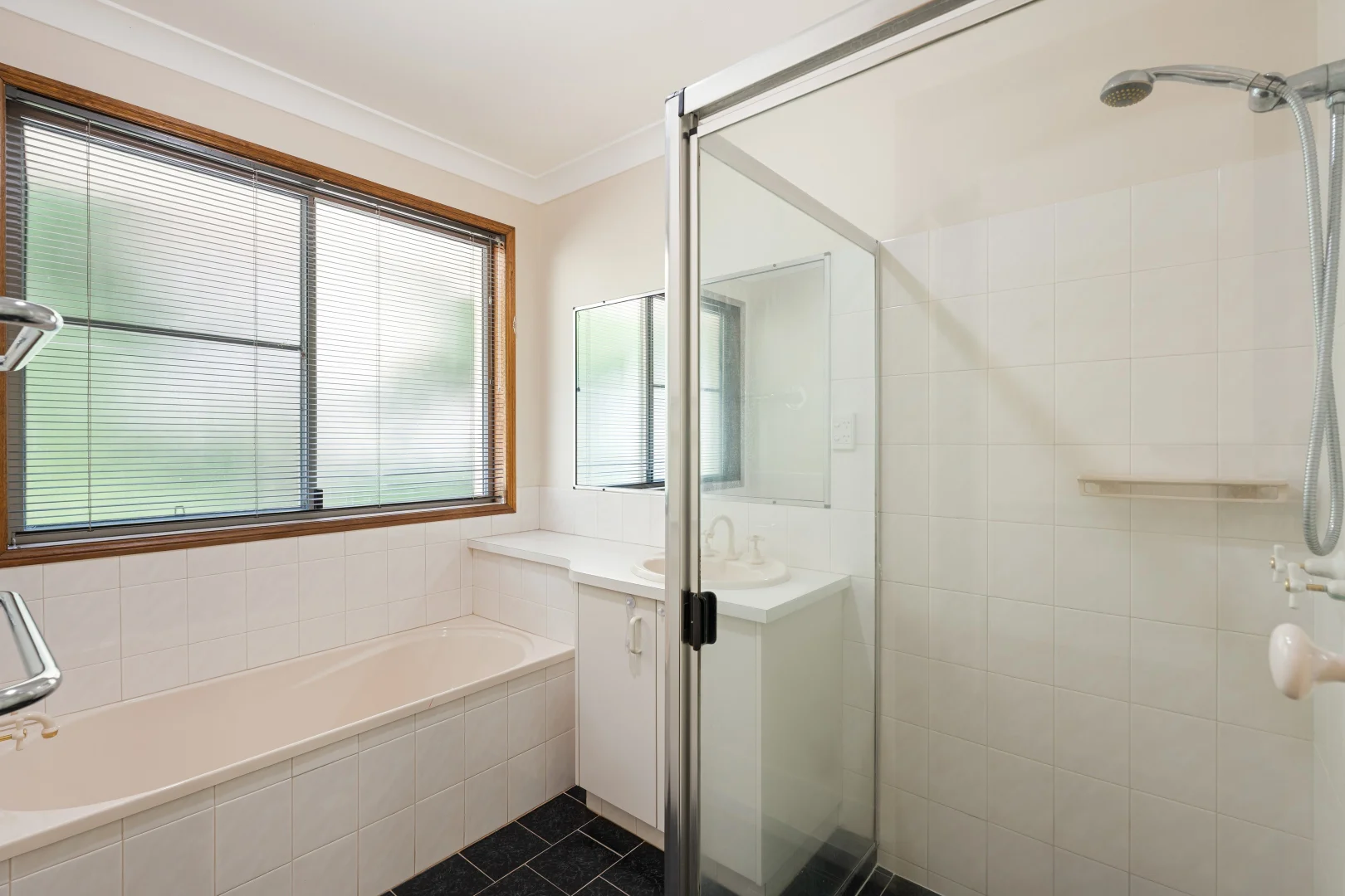 Additional image 7 of 9/46A MacKenzie Street, Mount Lofty QLD 4350