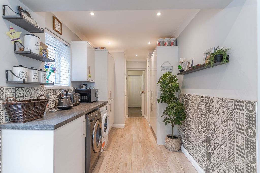 Additional image 8 of 4 bed semi-detached house for saleGraig Park Hill, Newport NP20
