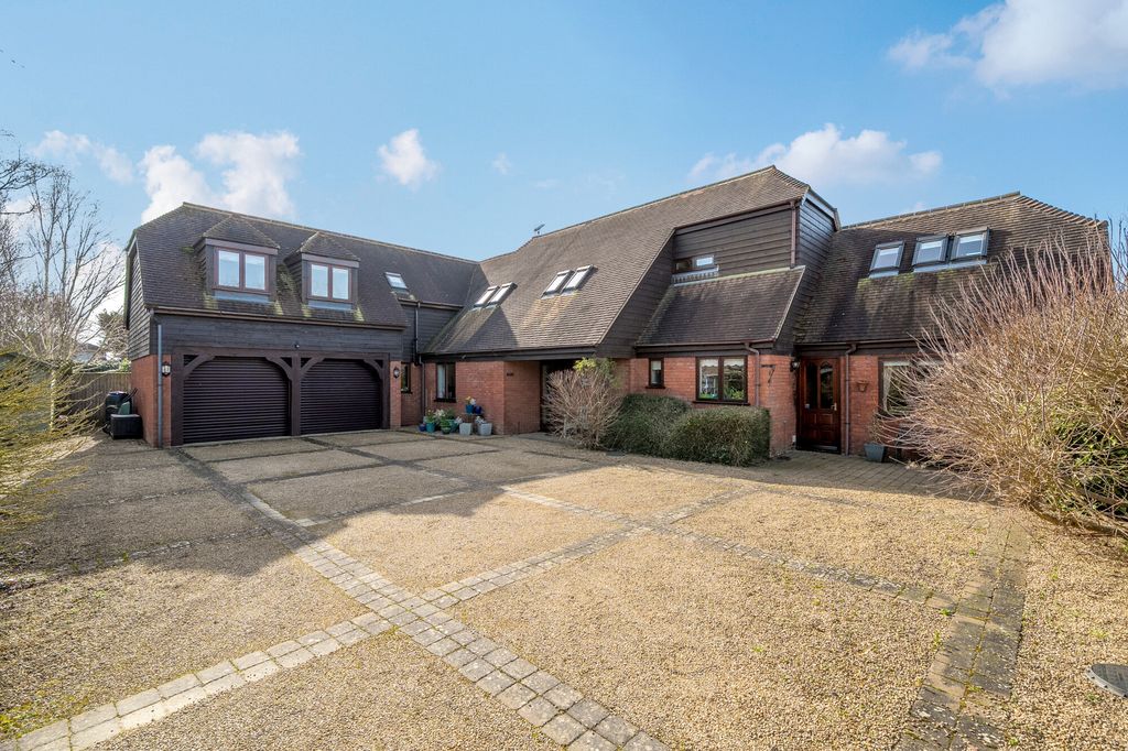 Additional image 5 of 5 bed detached house for saleHigh Street, Abingdon OX14