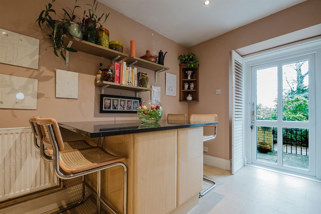 Additional image 12 of 2 bed flat for saleDorset Road, Altrincham WA14