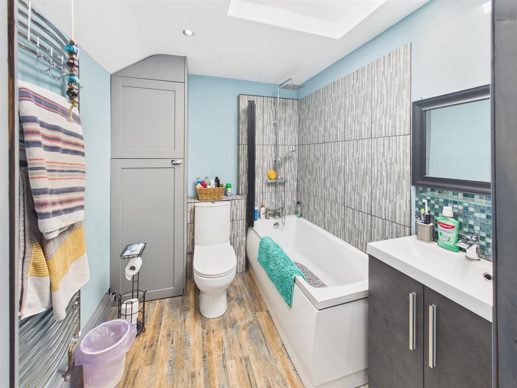 Additional image 16 of 3 bed detached house for saleHendre Road, Capel Hendre, Ammanford SA18