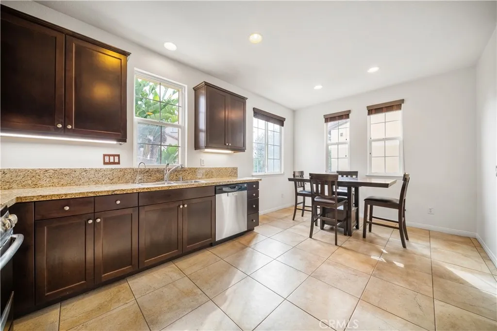 Additional image 12 of 208 W Cork Tree Dr, Orange, CA 92865