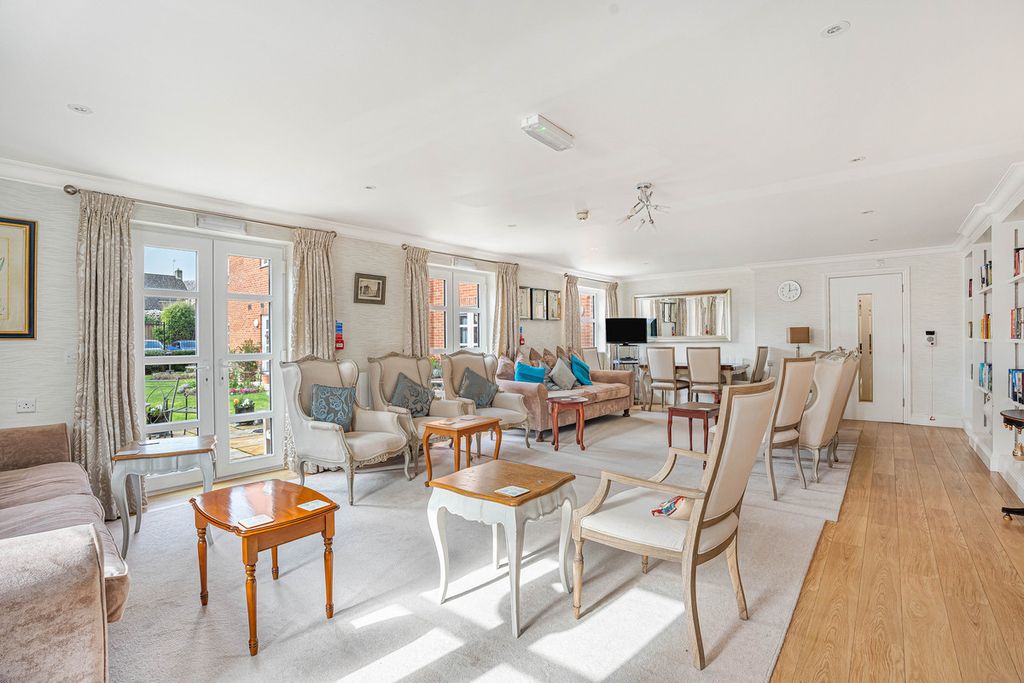 Additional image 8 of 2 bed flat for saleWootton Road, Abingdon OX14