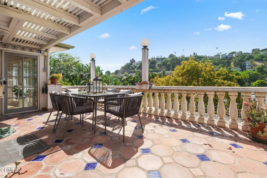 Additional image 27 of 2341 Meadow Valley Terrace, Los Angeles, CA 90039