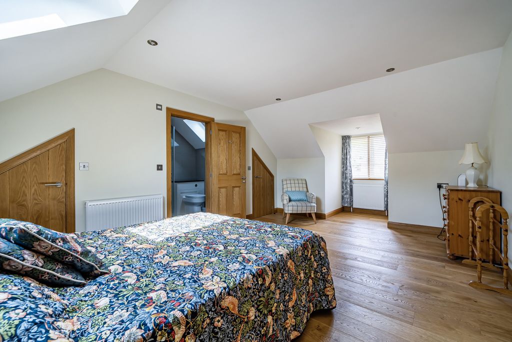 Additional image 10 of 4 bed detached house for saleNorthcourt Avenue, Reading RG2