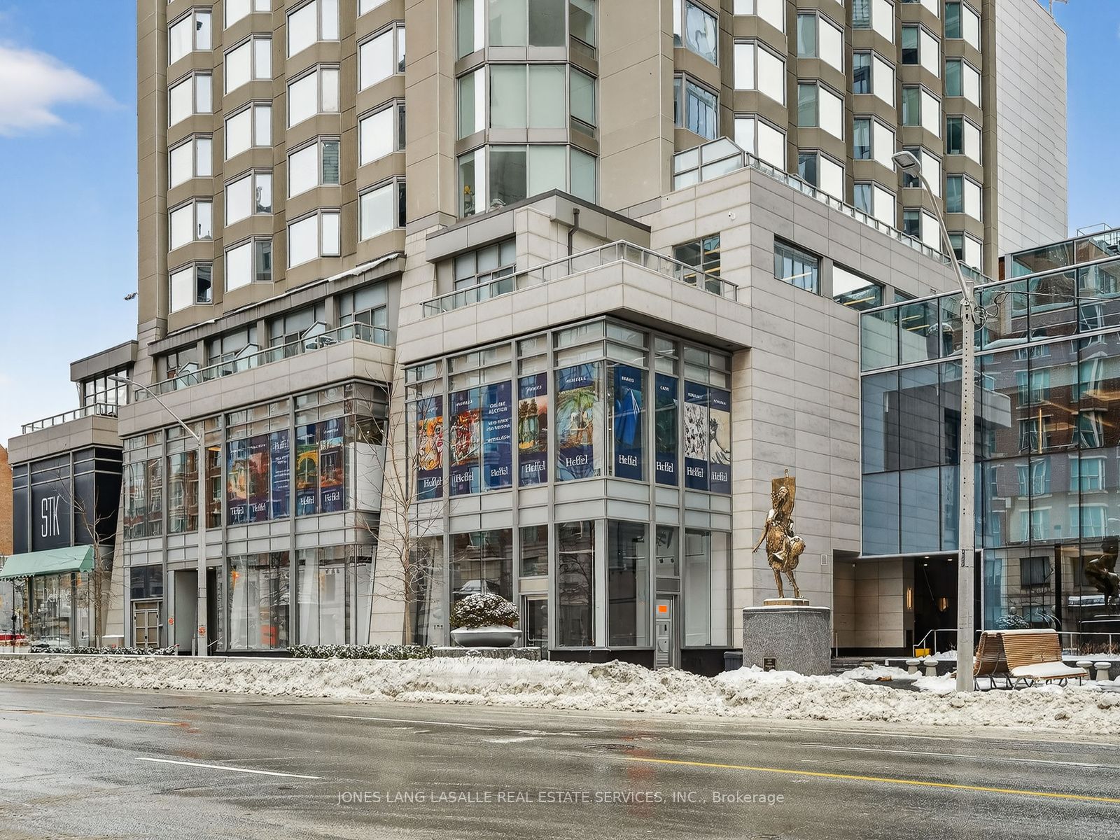 Additional image 3 of 21 Avenue Road, Toronto, ON, M5S 1T8