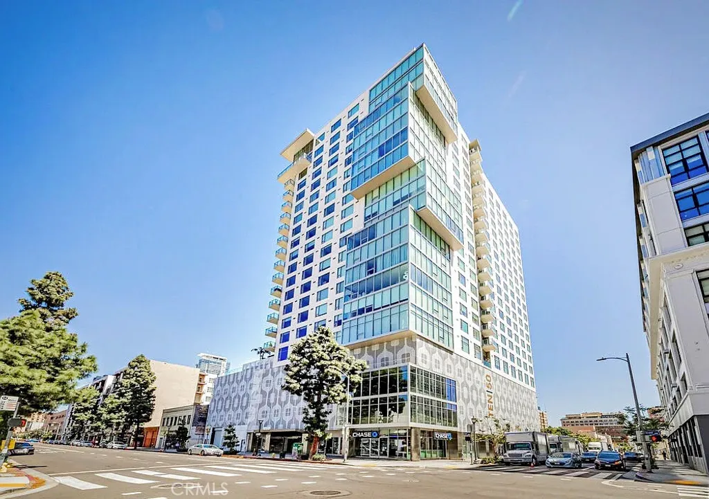 1050 SE Grand Ave, Los Angeles, CA 90015