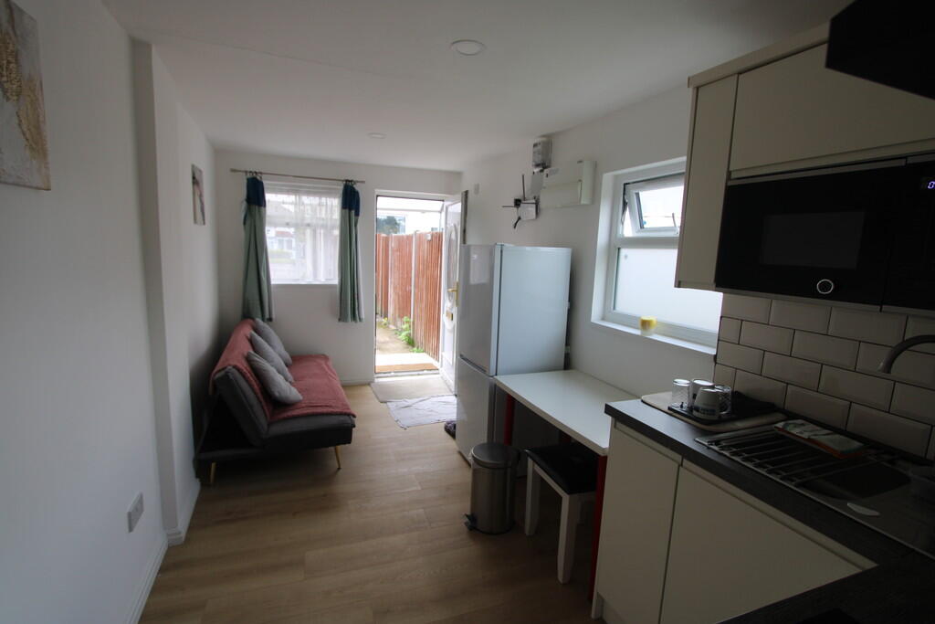 Additional image 4 of The Radleys, Birmingham