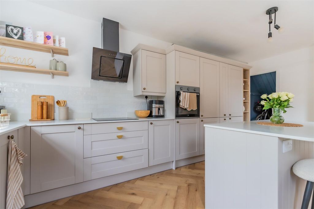 Additional image 5 of 3 bed property for saleRomilly Road West, Victoria Park, Cardiff CF5