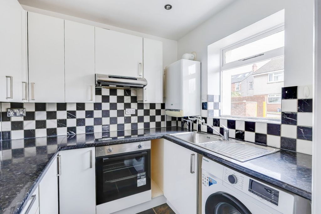Additional image 4 of 1 bed flat for salePen-Y-Lan Road, Penylan, Cardiff CF23
