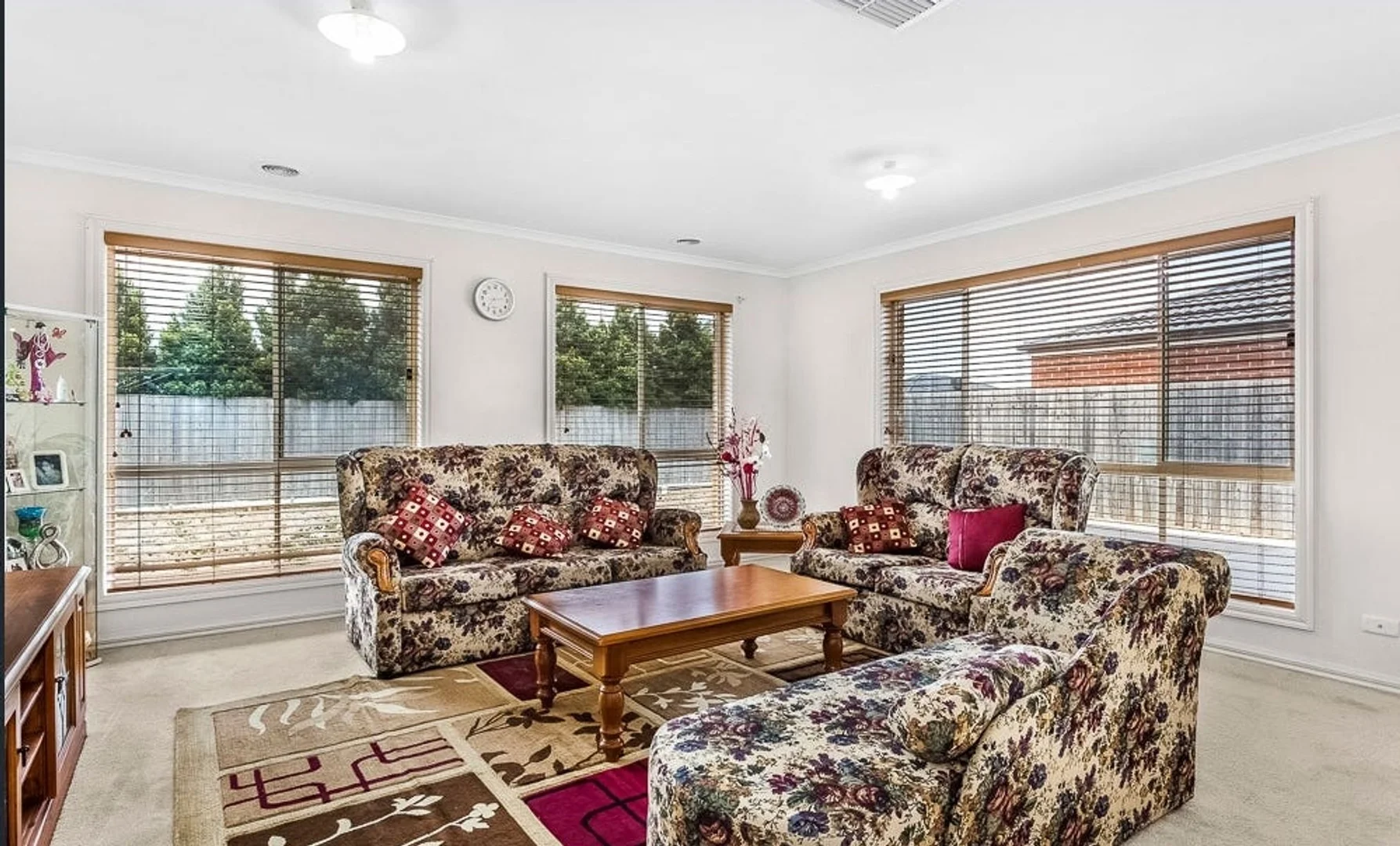 Additional image 3 of 90 Rose Grange Boulevard, Tarneit VIC 3029