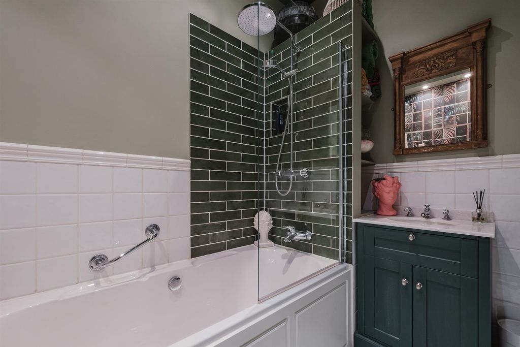 Additional image 23 of 2 bed flat for saleDorset Road, Altrincham WA14