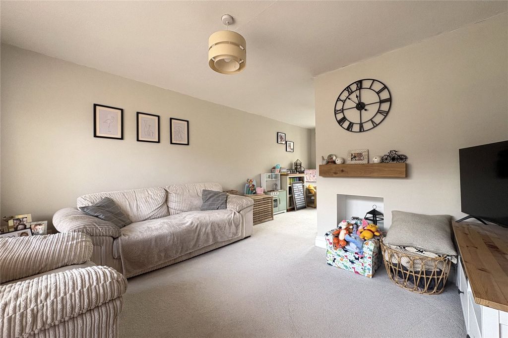 Additional image 9 of 3 bed terraced house for saleWillow Way, Aldershot, Hampshire GU12