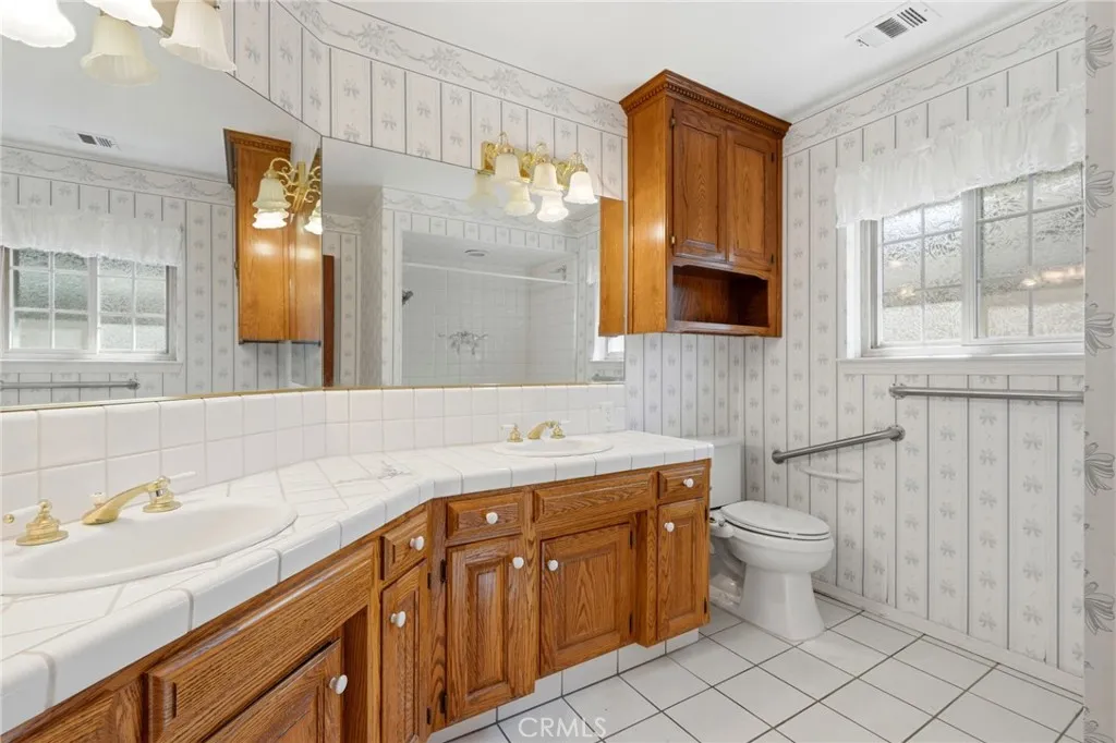 Additional image 127 of 412 N Kanai, Porterville, CA 93257