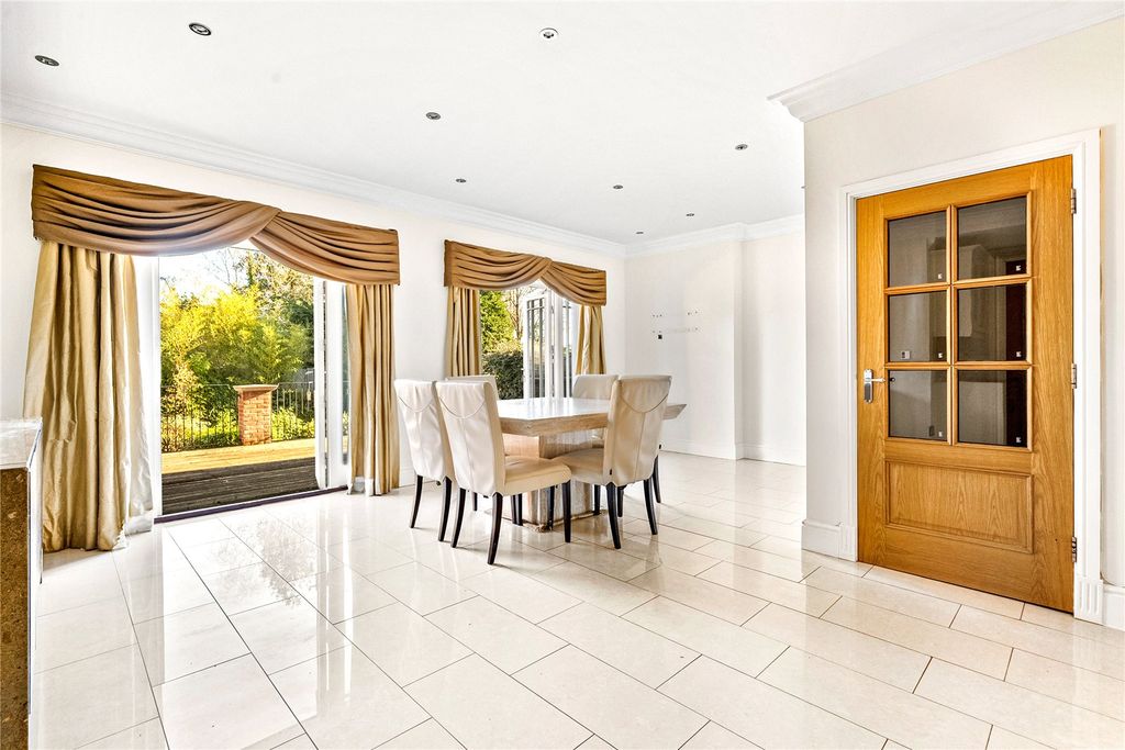 Additional image 7 of 5 bed detached house for saleQuinta Drive, Barnet EN5
