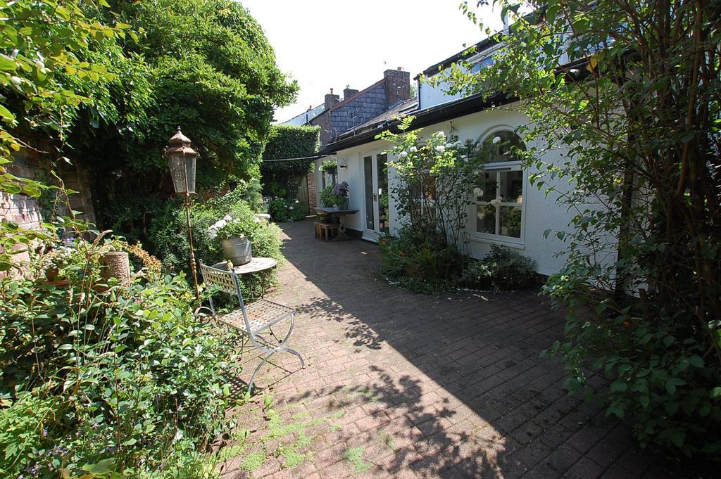 Additional image 35 of 4 bed end terrace house for saleKings Road, Ashton-Under-Lyne, Greater Manchester OL6