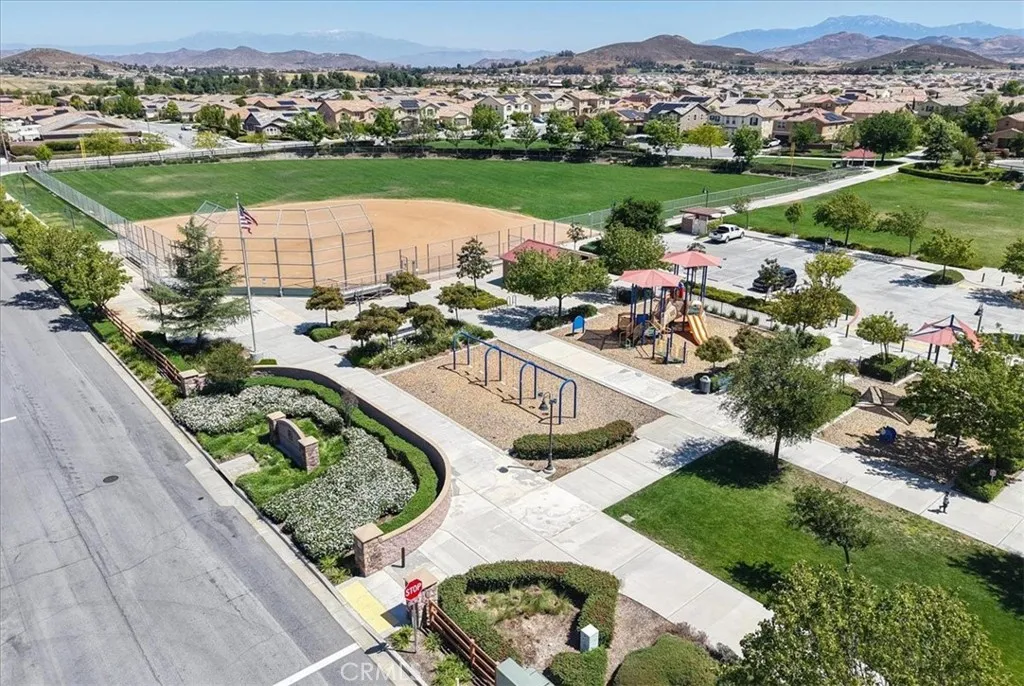 30003 Redding Ave, Murrieta, CA 92563