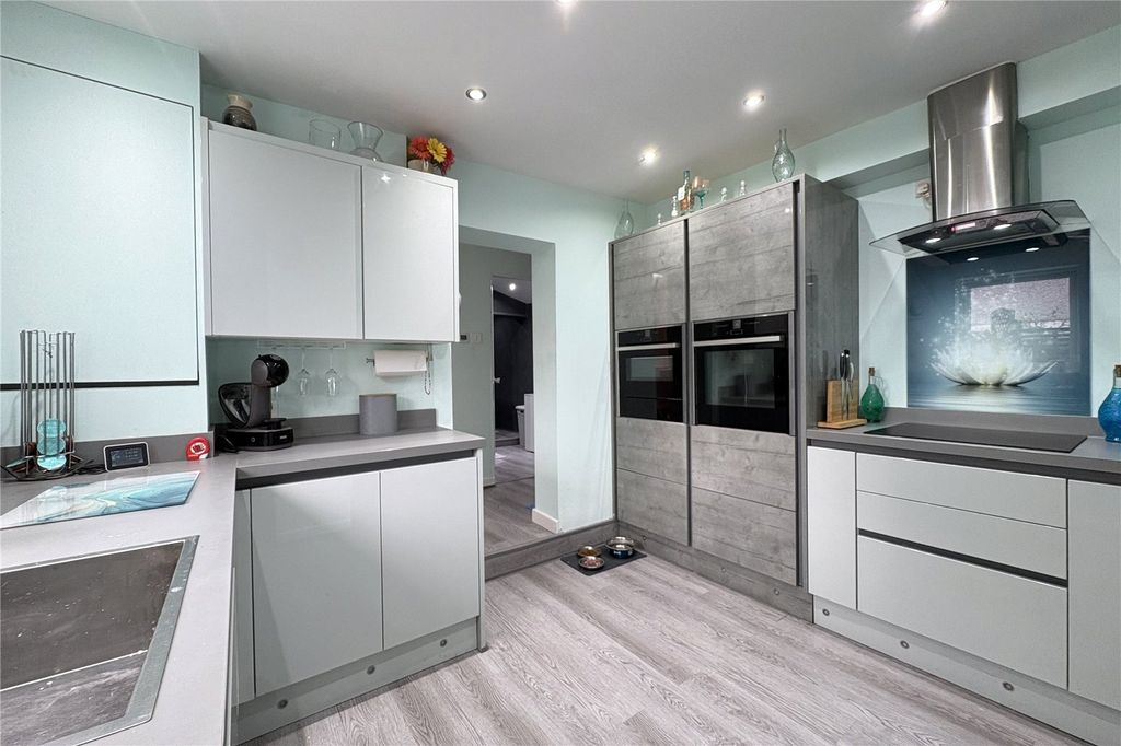 Additional image 14 of 2 bed end terrace house for saleNewport Road, Aldershot, Hampshire GU12