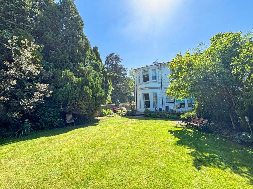 Additional image 12 of 2 bed flat for salePixham Lane, Dorking RH4