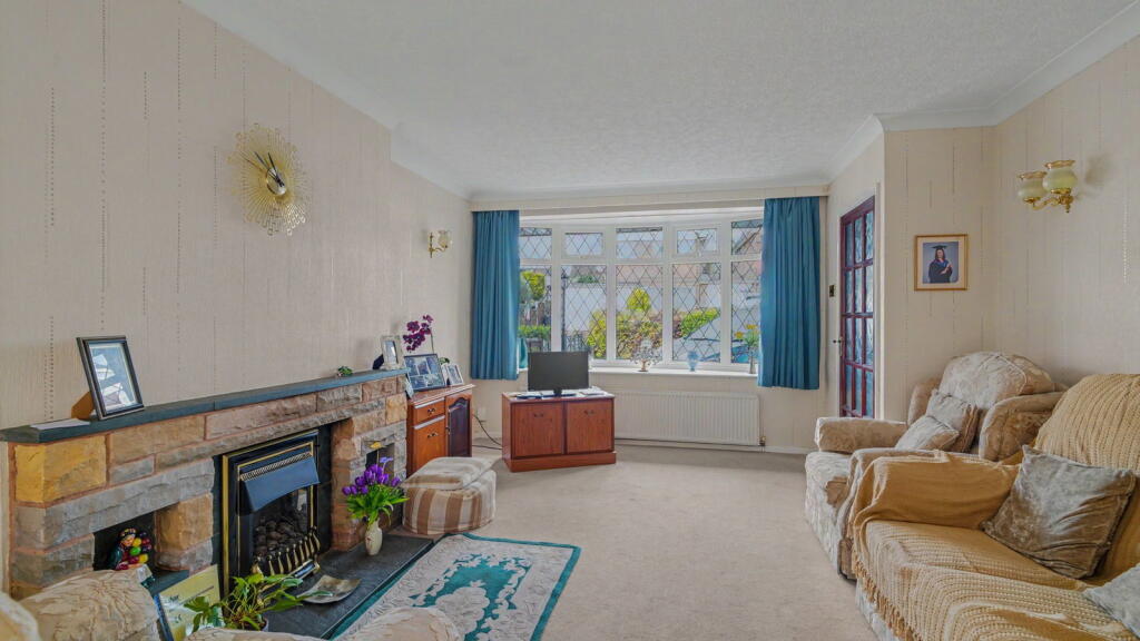 Additional image 3 of Oakwood Road, Hollywood, Birmingham, B47 5DY