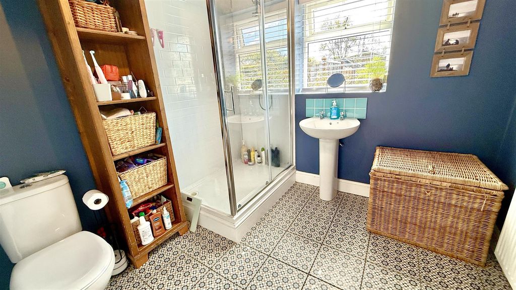 Additional image 10 of 5 bed terraced house for saleFranklin Road, Birmingham B30