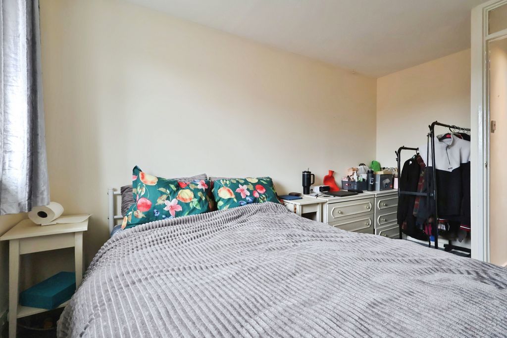 Additional image 18 of 1 bed flat for saleSanderling Close, Letchworth SG6