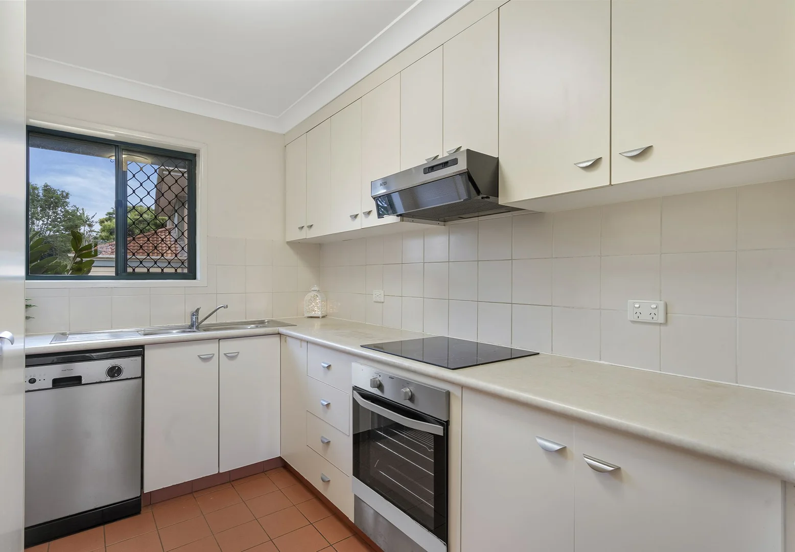 7/129 Hamilton Road, Moorooka QLD 4105 photo 5