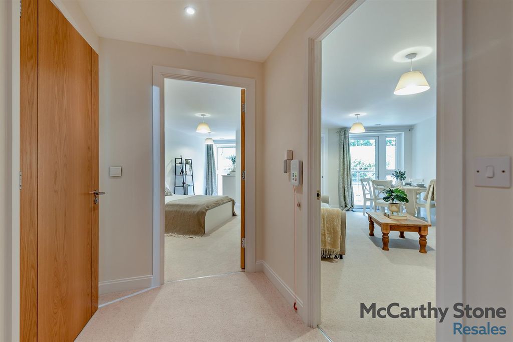 Additional image 16 of 1 bed flat for saleWayfarer Place, The Dean, Alresford SO24