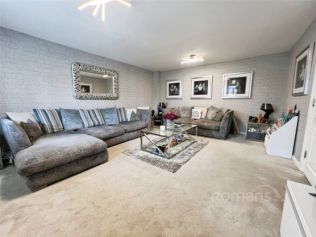Additional image 17 of 5 bed town house for saleFrench Drive, Wellesley, Aldershot GU11