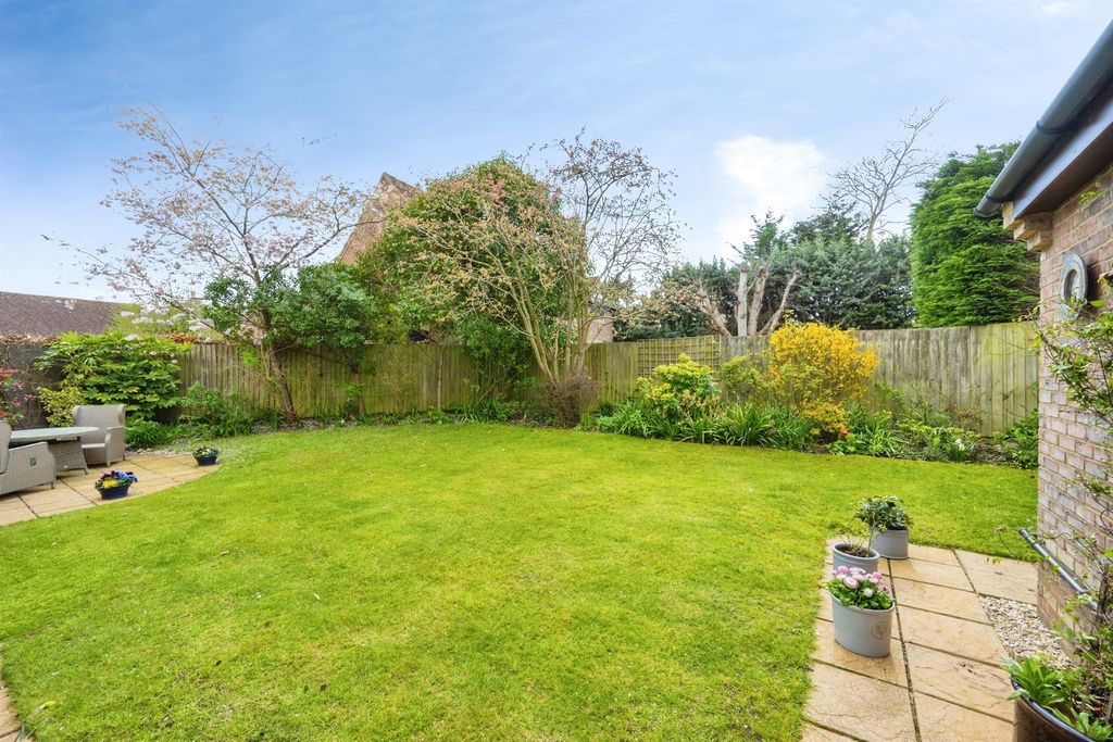 Additional image 29 of 4 bed detached house for saleSchool Lane, Weston Turville, Aylesbury HP22